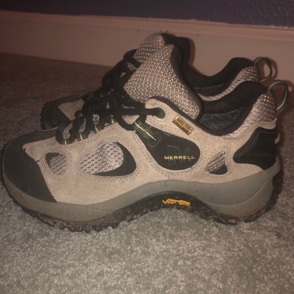 Merrell hiking boots size 7.5